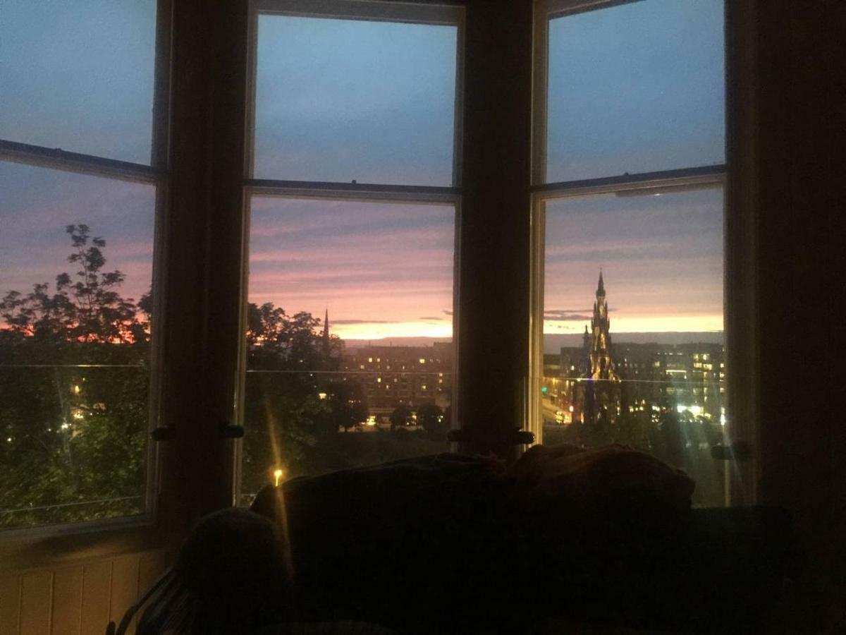 Modern Flat With Fantastic Views Daire Edinburgh Dış mekan fotoğraf