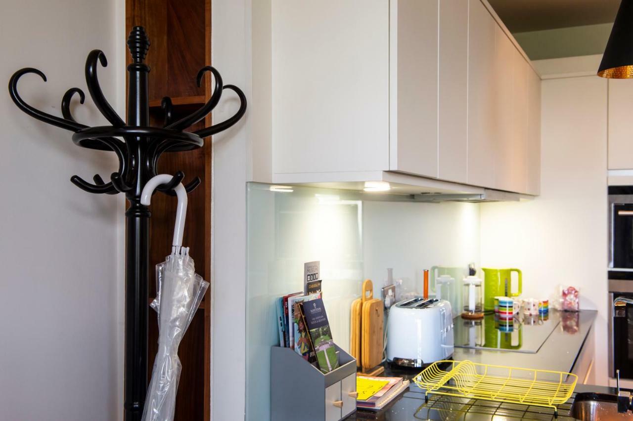Modern Flat With Fantastic Views Daire Edinburgh Dış mekan fotoğraf