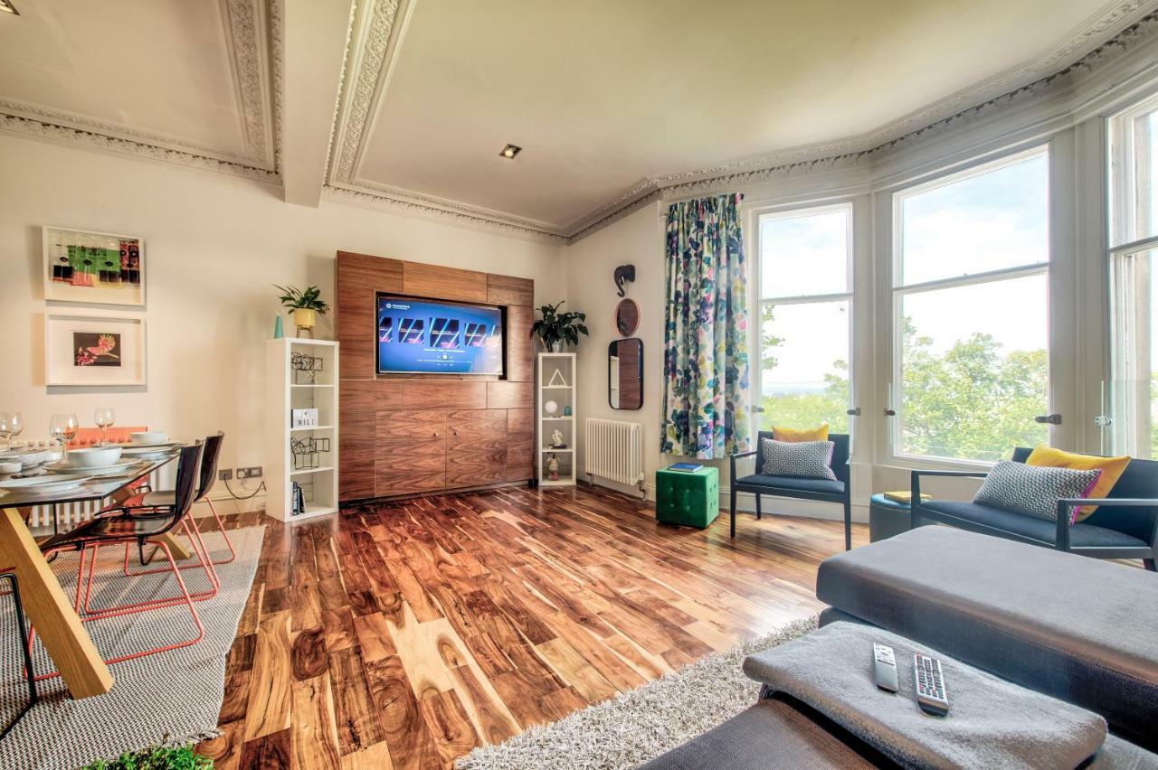 Modern Flat With Fantastic Views Daire Edinburgh Dış mekan fotoğraf